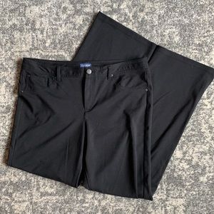 Black Knit Izod Relaxed Straight-Leg Pants
